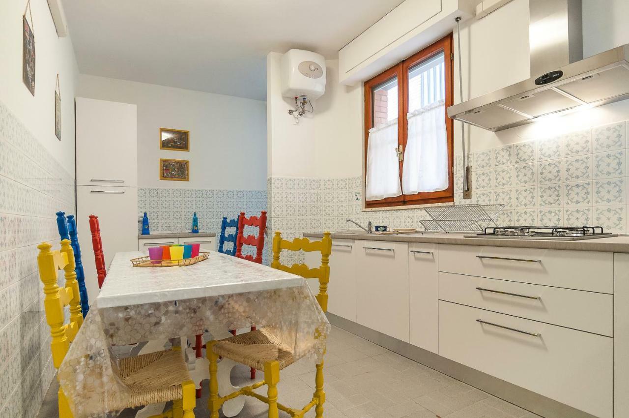 Апартаменты Casa Vacanza Flora Сперлонга Экстерьер фото